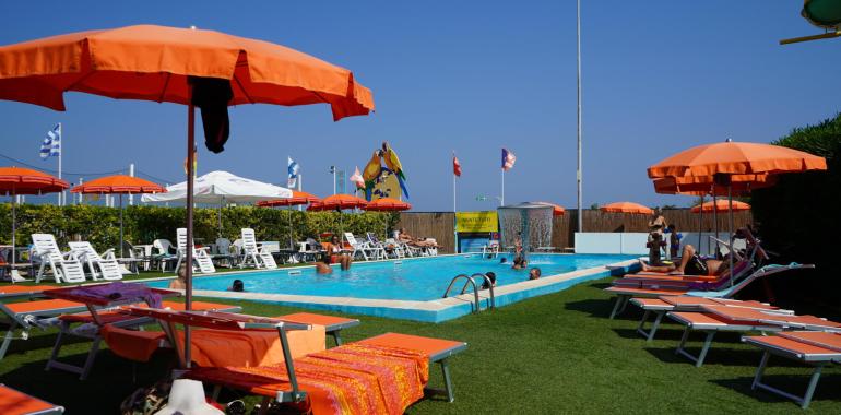 panoramic de angebot-mit-all-inclusive-im-juli-im-3-sterne-hotel-in-viserba-di-rimini-mit-strand 010