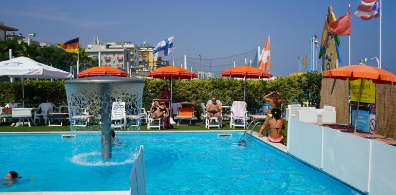 panoramic de angebot-mit-all-inclusive-im-juli-im-3-sterne-hotel-in-viserba-di-rimini-mit-strand 006